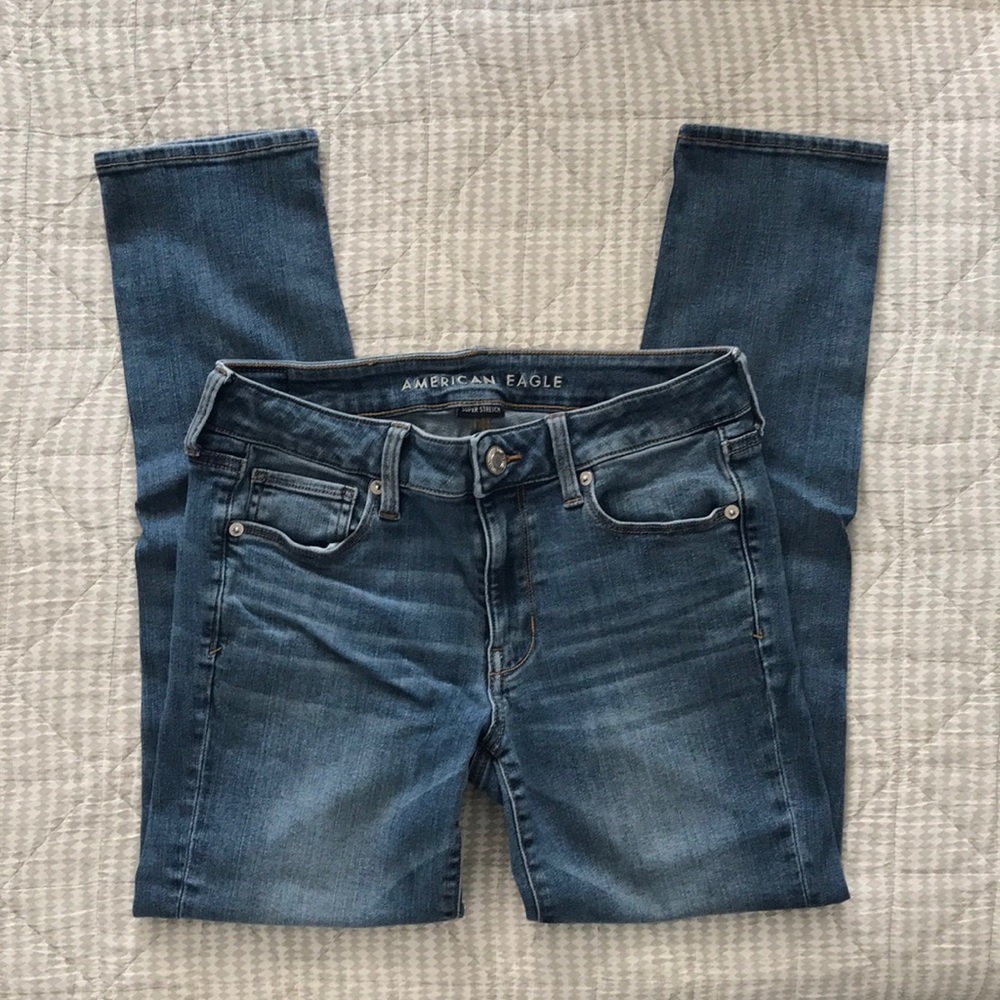 American Eagle Mid Rise Skinny Jeans Size 8 Short